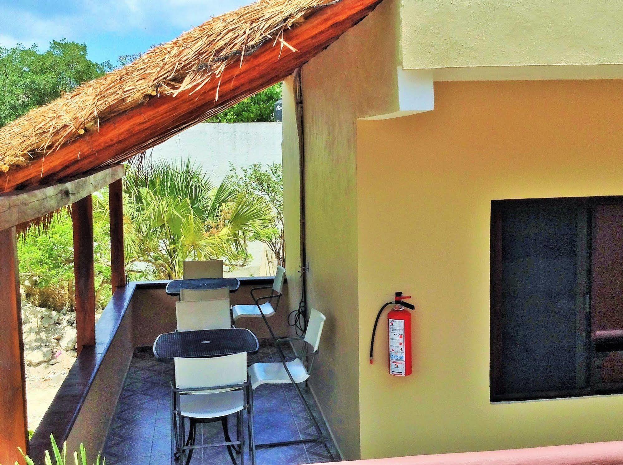 Posada Malix Pek Tulum Exterior photo